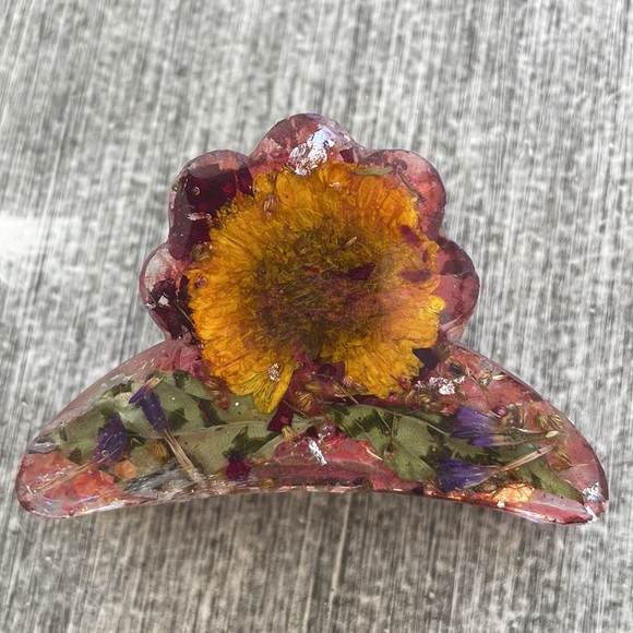 #197 Pressed Flower Claw Hair Clip - Picture 14 of 16